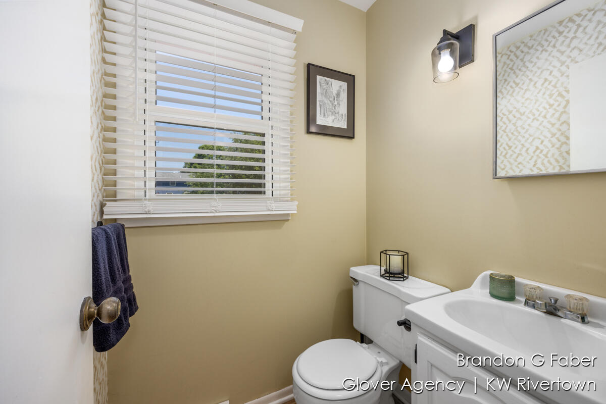 3395 Thistle Dhu Street NE