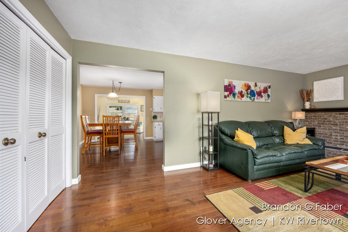 3395 Thistle Dhu Street NE