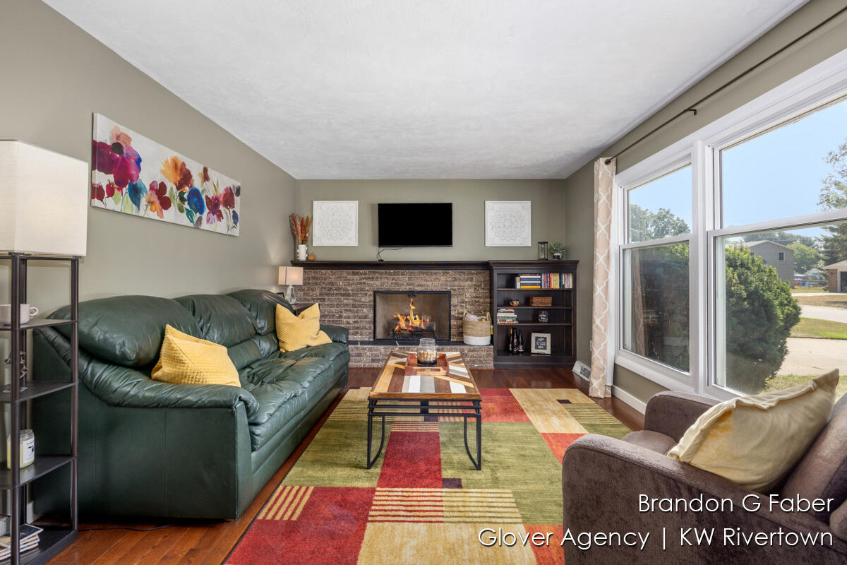 3395 Thistle Dhu Street NE