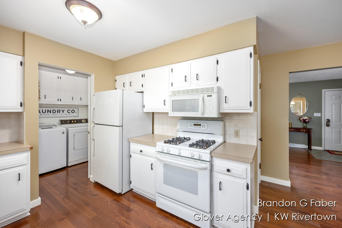 3395 Thistle Dhu Street NE