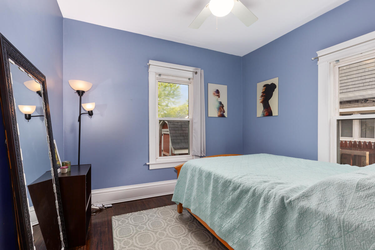 623 Diamond Avenue NE