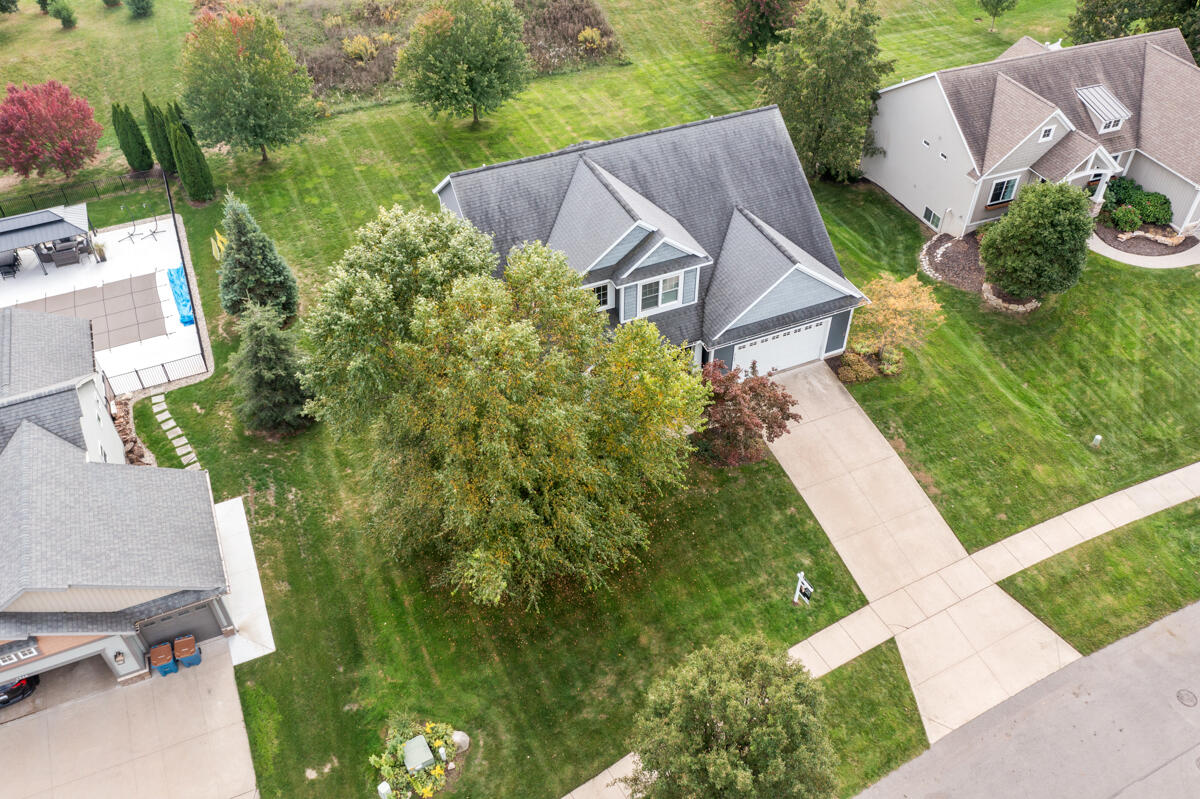 1752 Springwind Drive SW