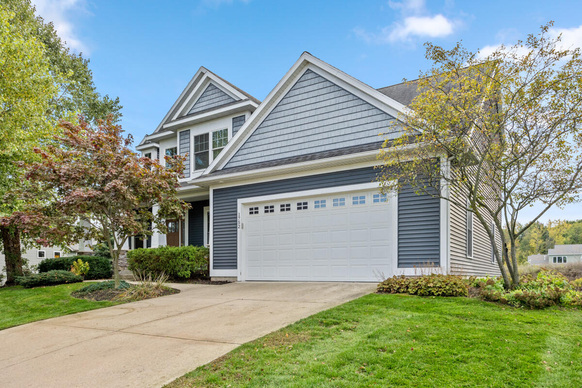 1752 Springwind Drive SW