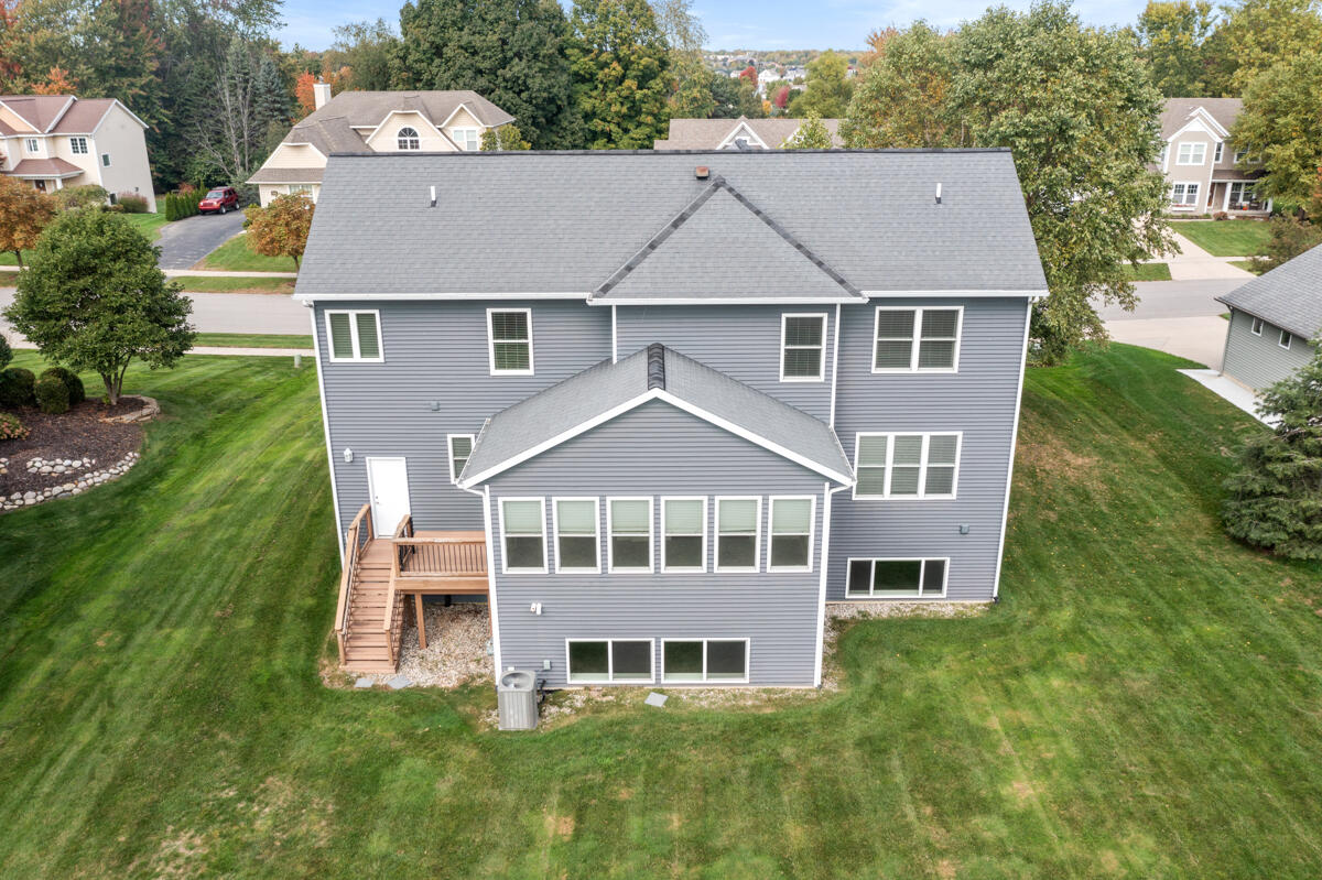 1752 Springwind Drive SW