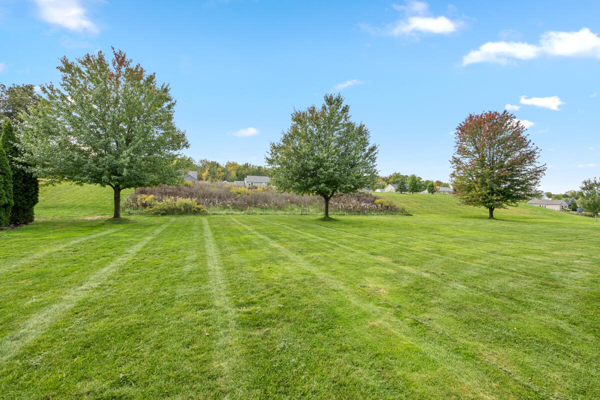 1752 Springwind Drive SW