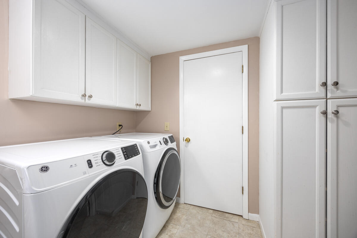 423 N Camburn Street