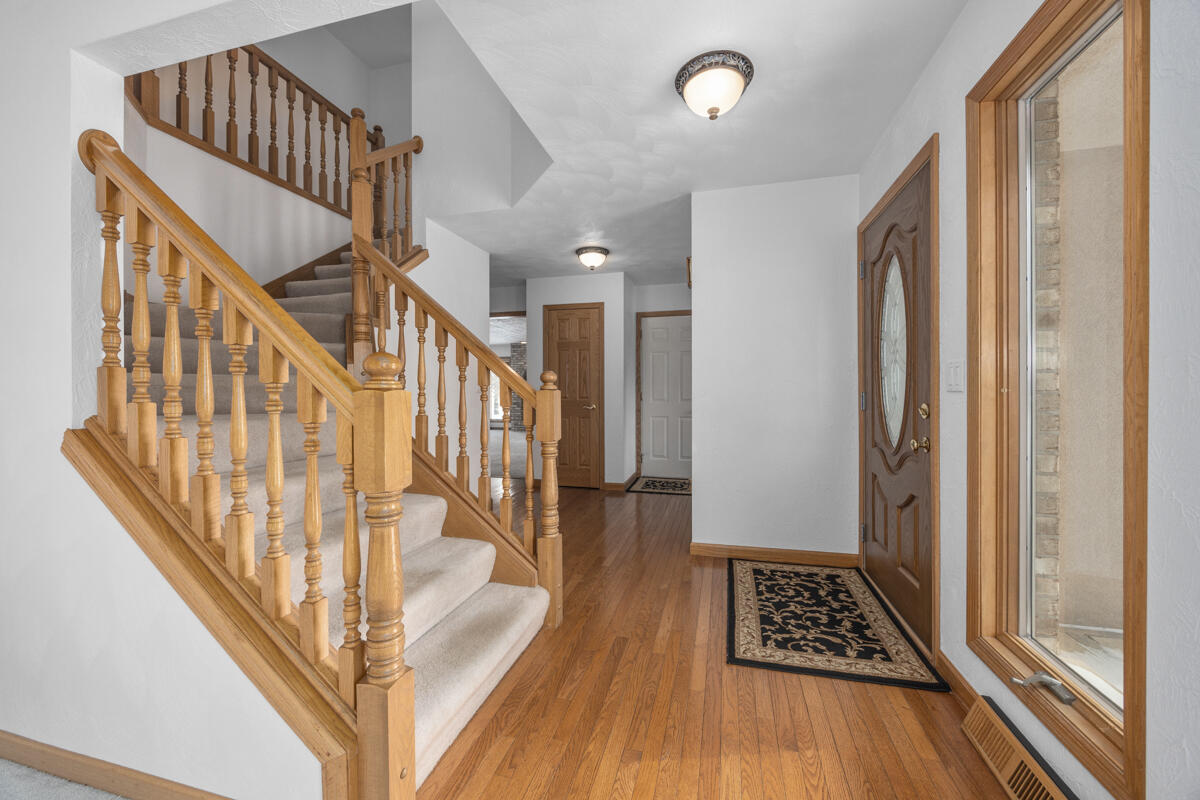 6185 Willow Run Drive