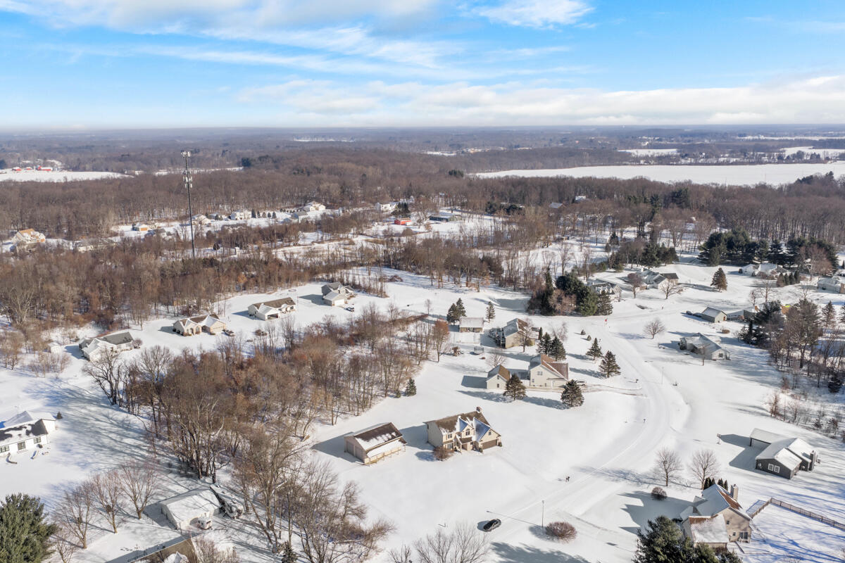 6185 Willow Run Drive