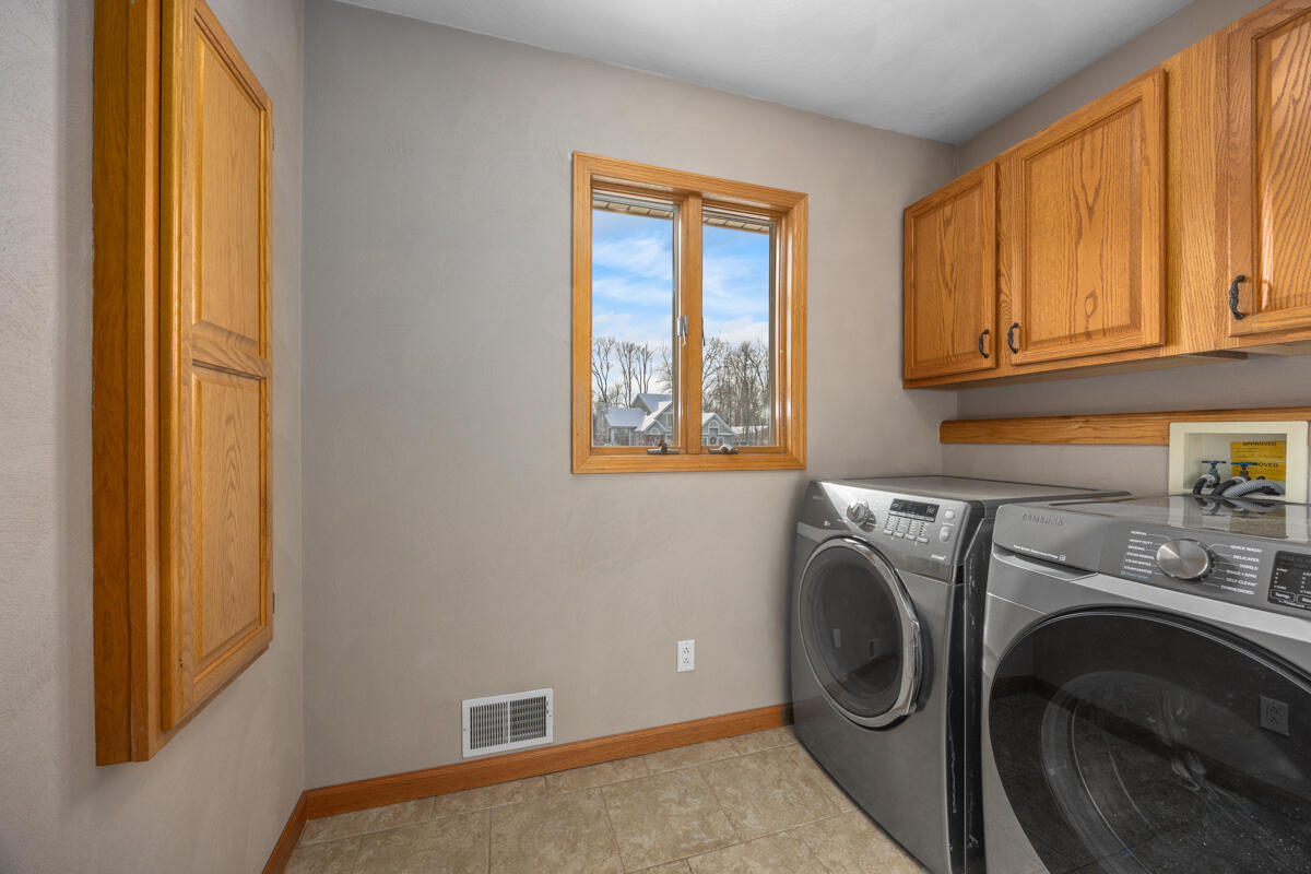 6185 Willow Run Drive