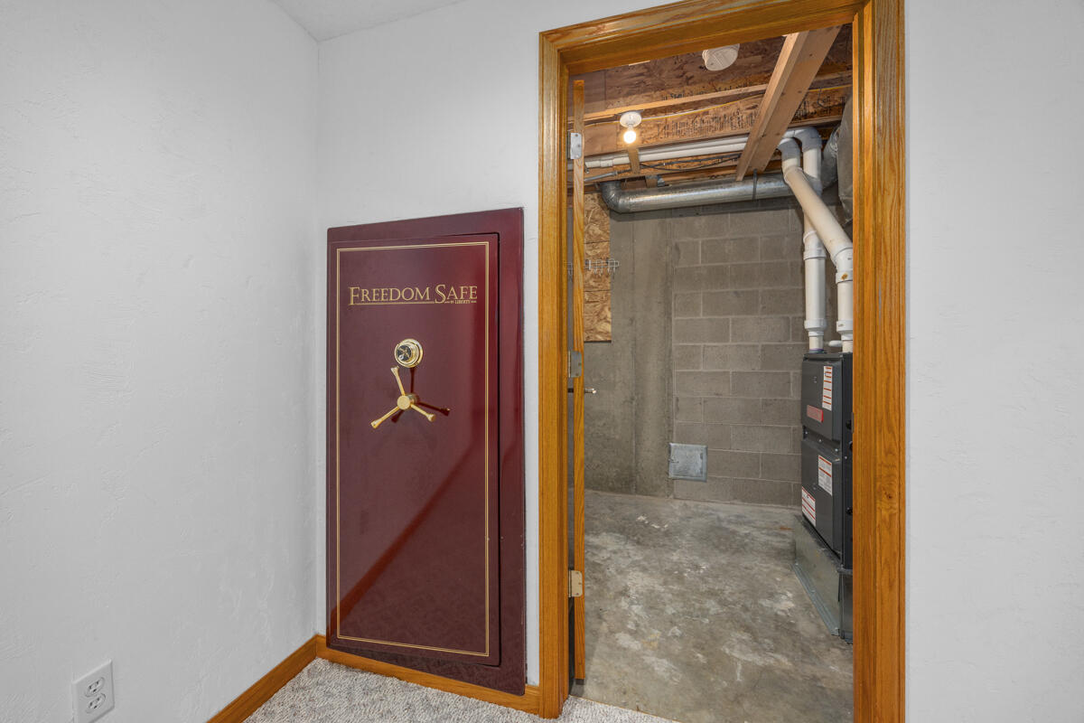 6185 Willow Run Drive