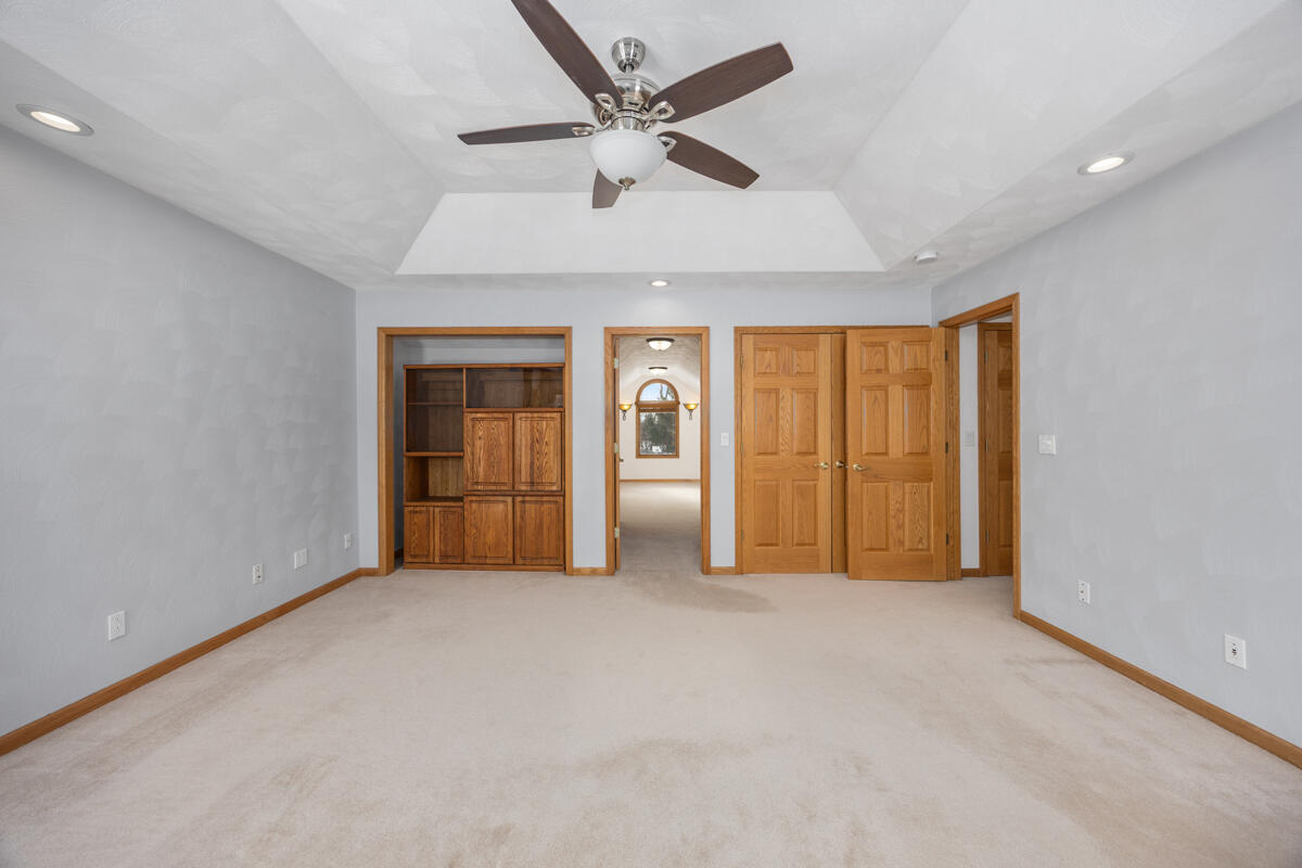 6185 Willow Run Drive