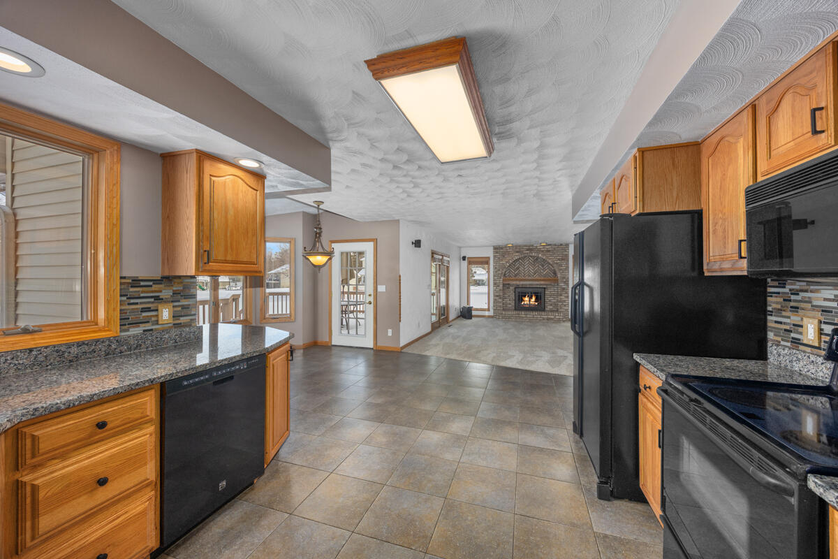 6185 Willow Run Drive