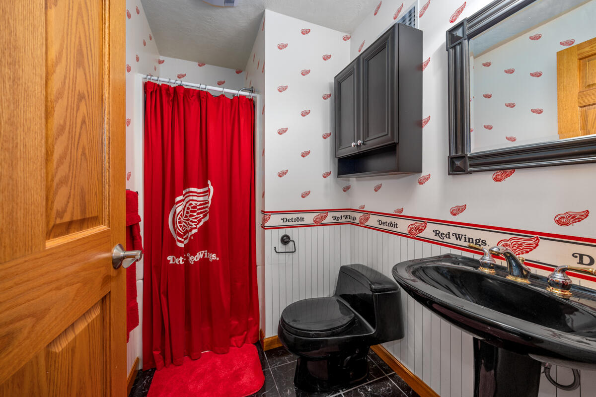 6185 Willow Run Drive