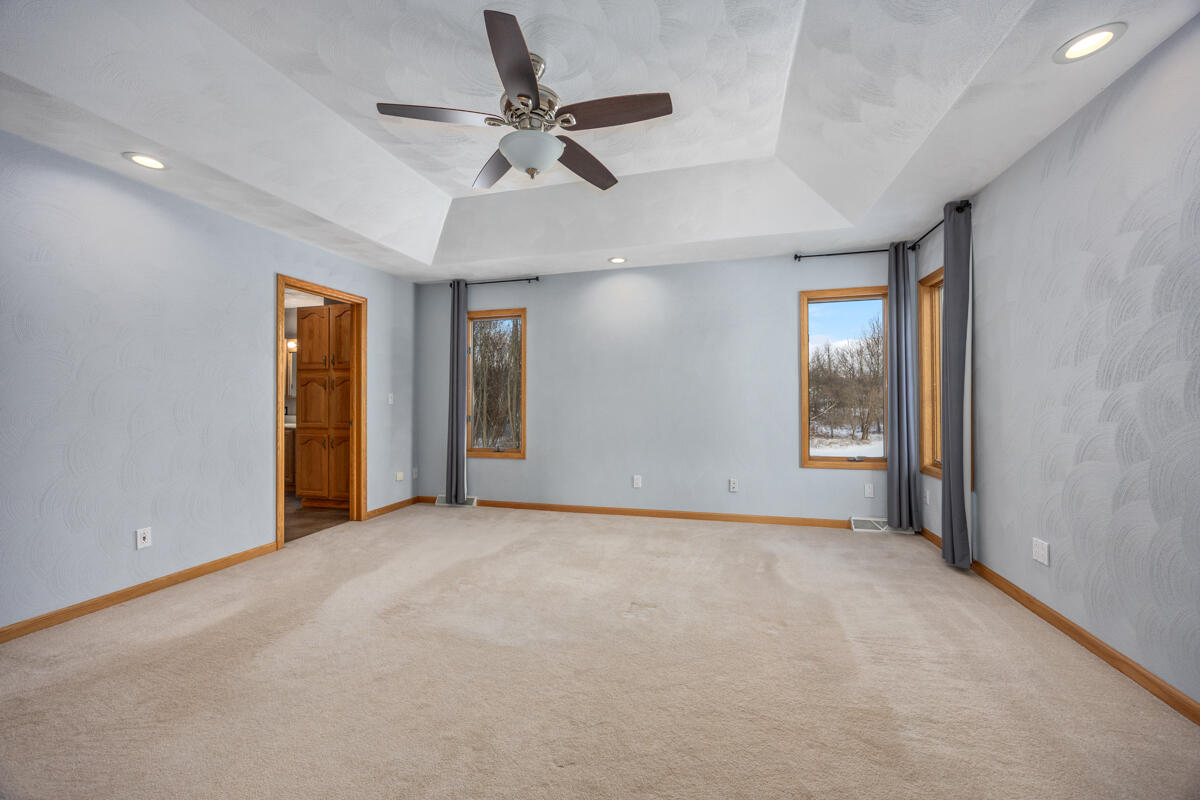 6185 Willow Run Drive