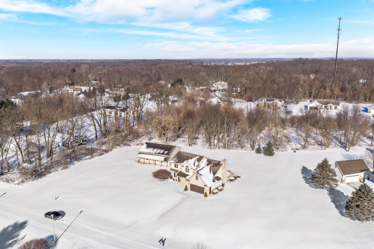 6185 Willow Run Drive