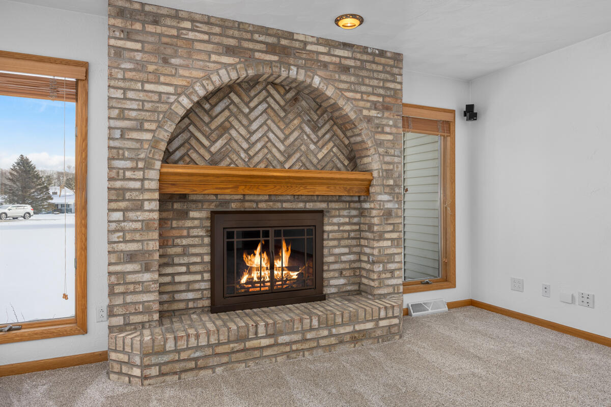 6185 Willow Run Drive