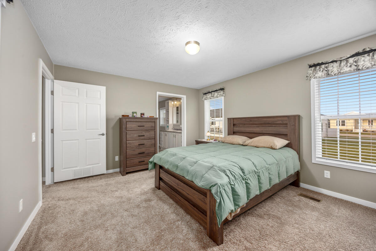 5221 Hollow Lane 170
