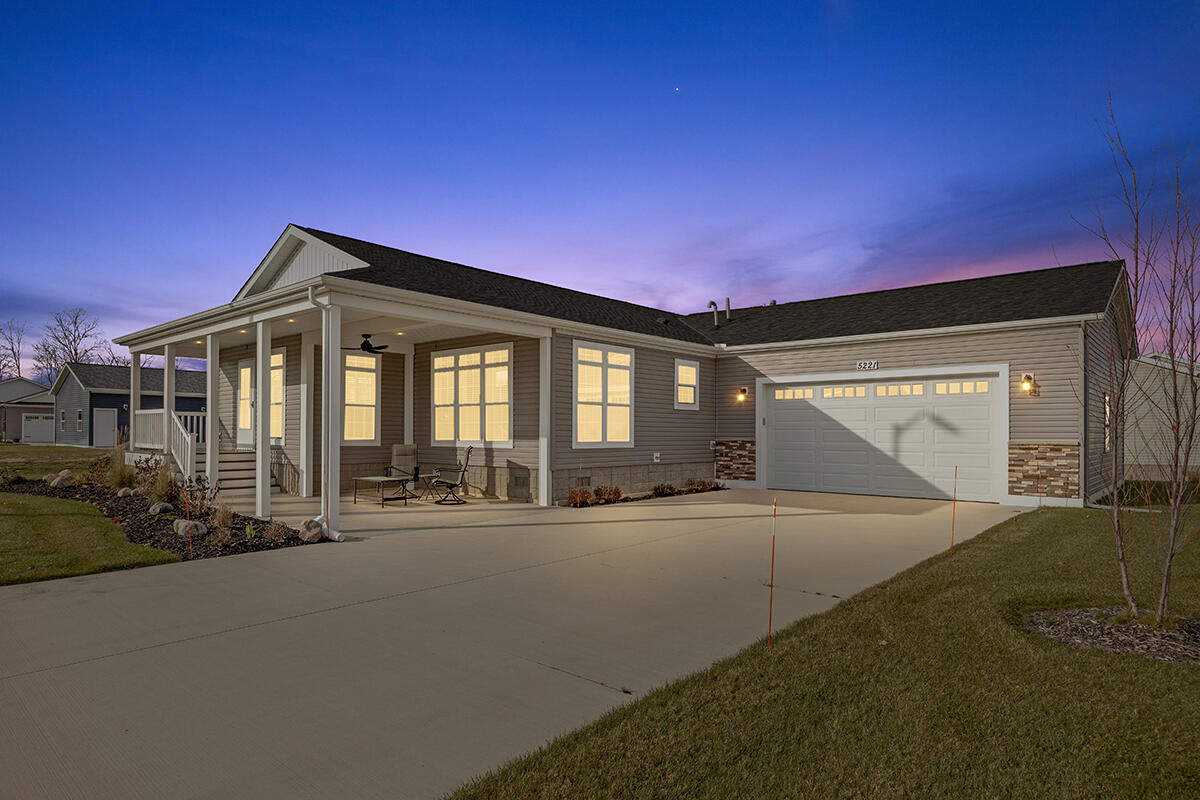 5221 Hollow Lane 170