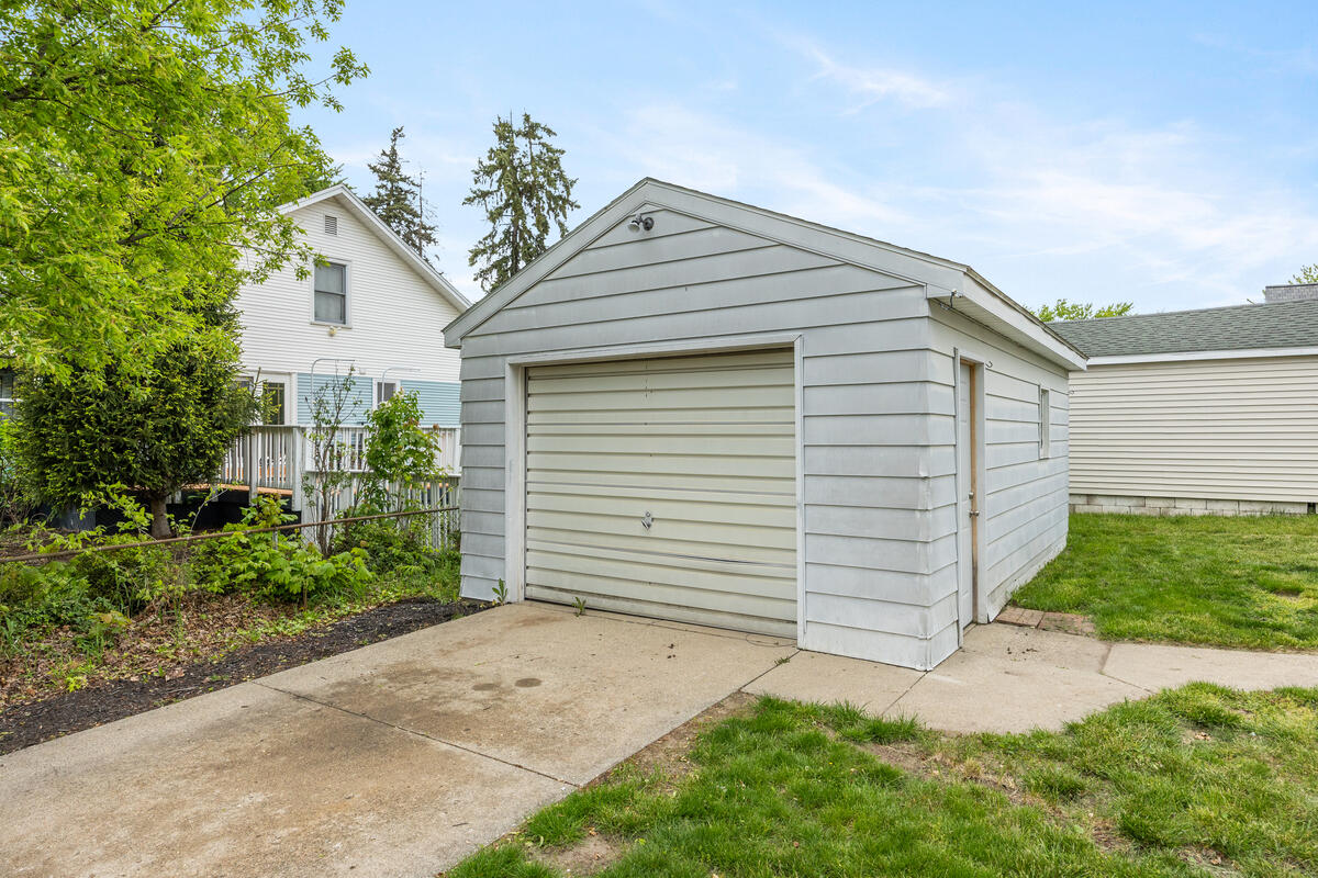 3083 Barrett Avenue SW