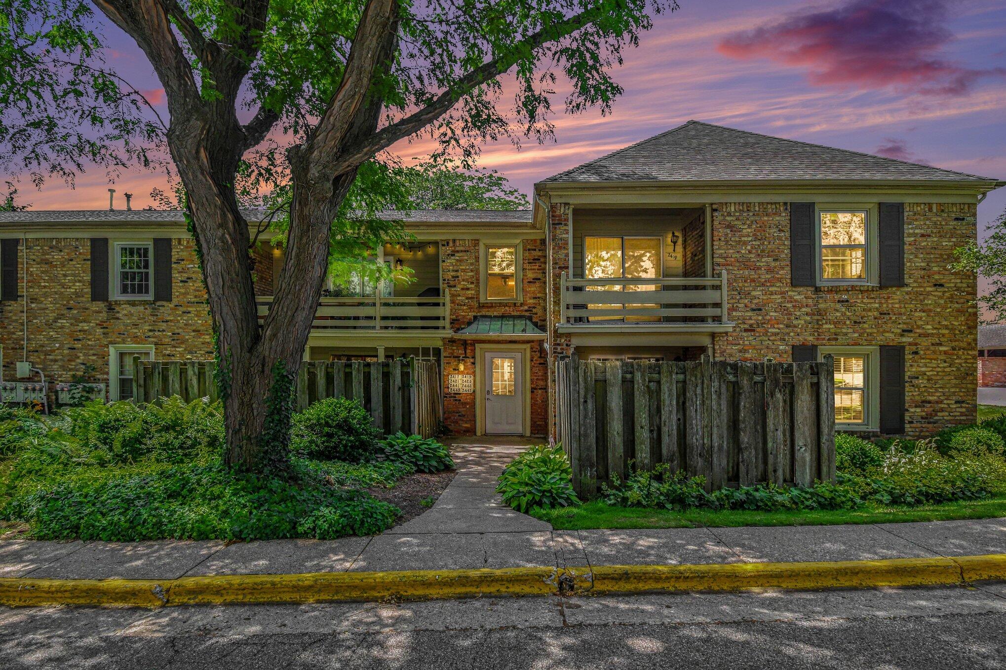 2421 Abbington Drive SE 30