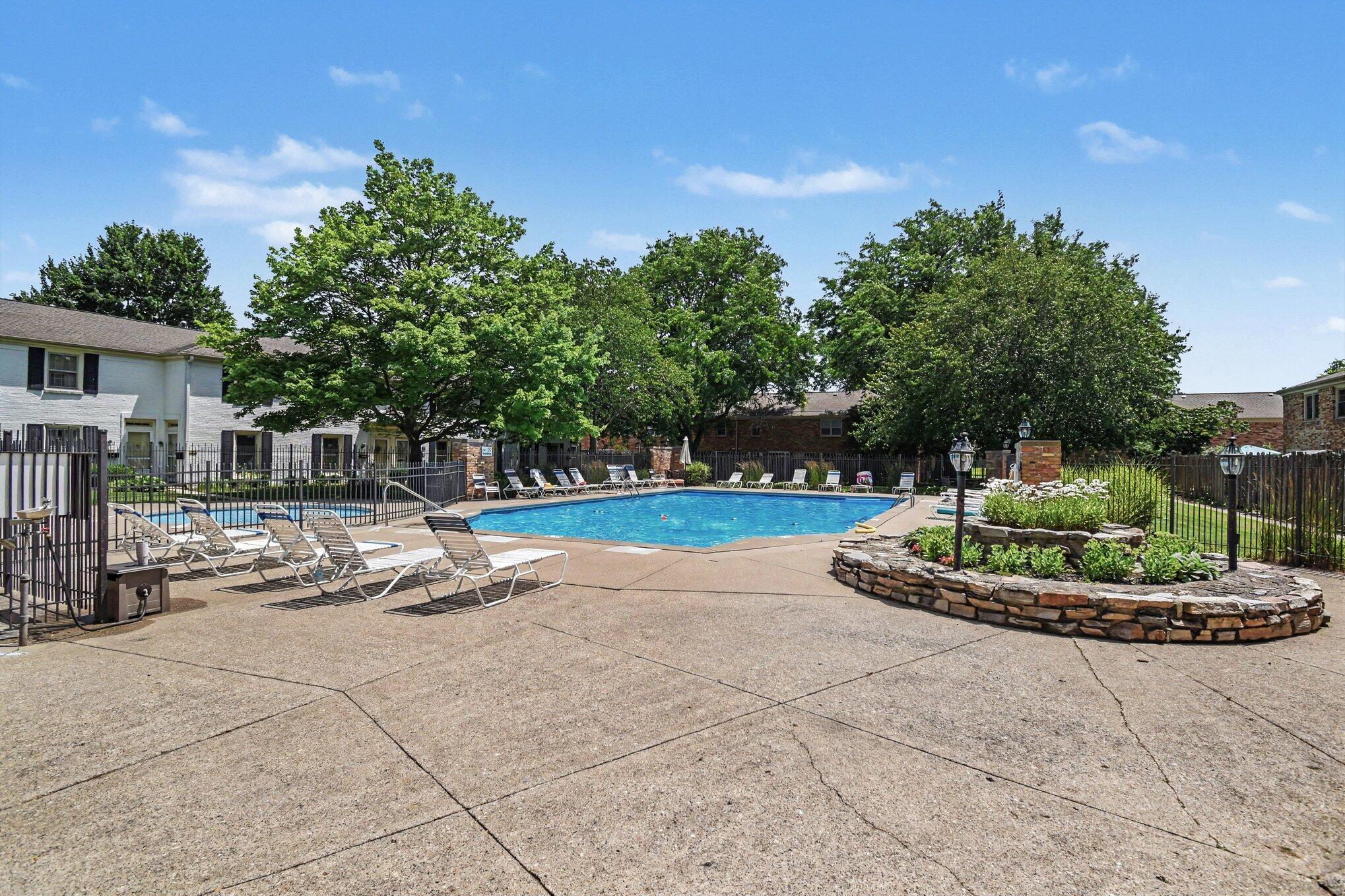 2421 Abbington Drive SE 30