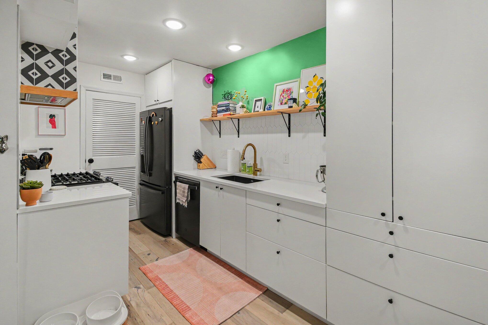 2421 Abbington Drive SE 30