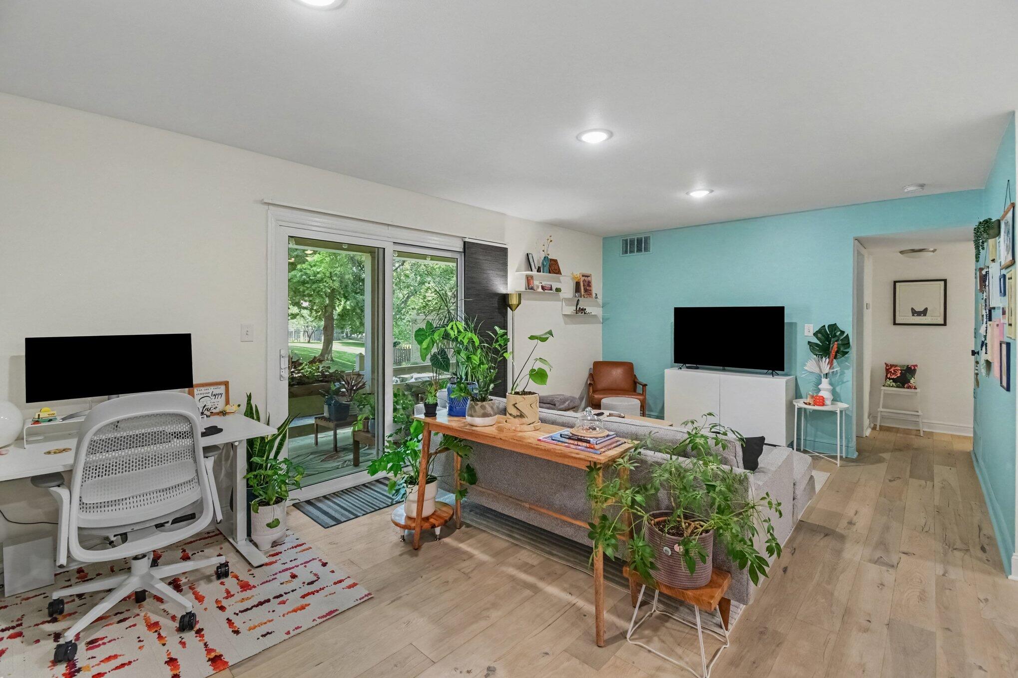2421 Abbington Drive SE 30