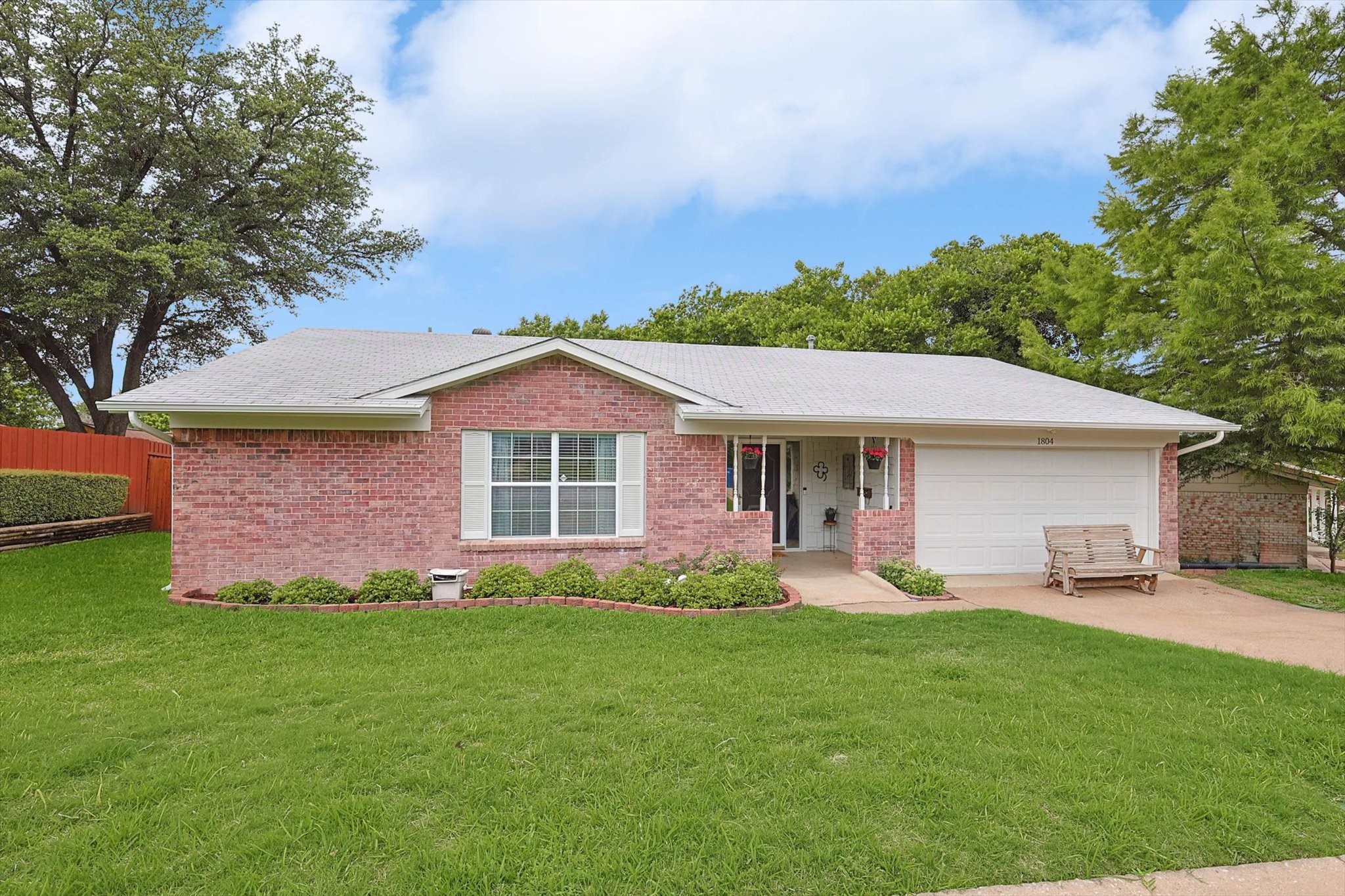 1804 Westwood Circle