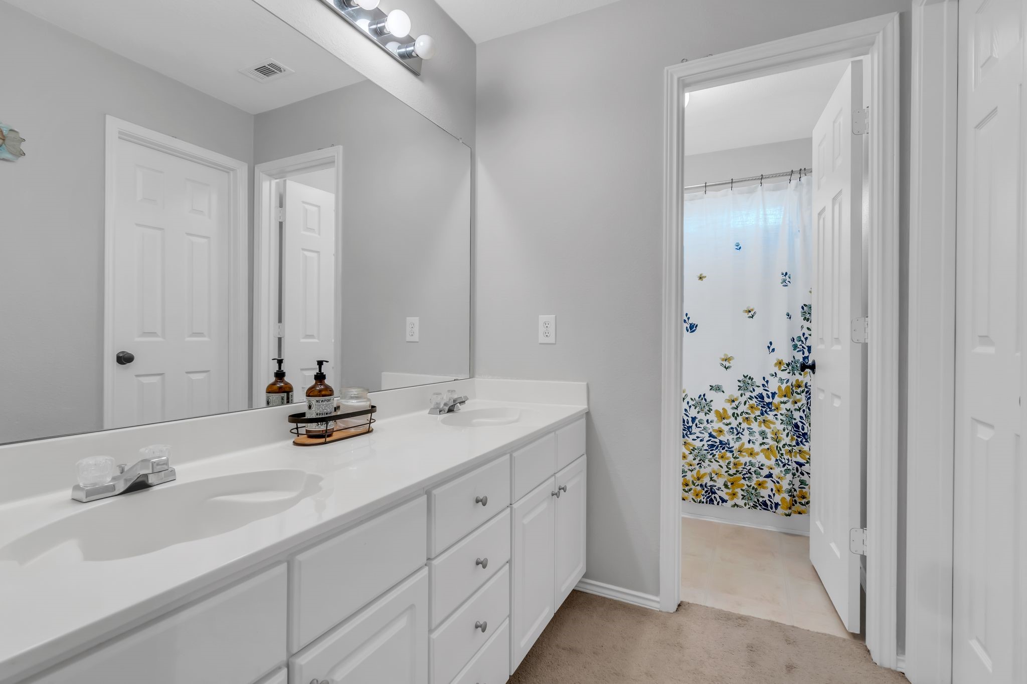 1456 Hollow Ridge Drive