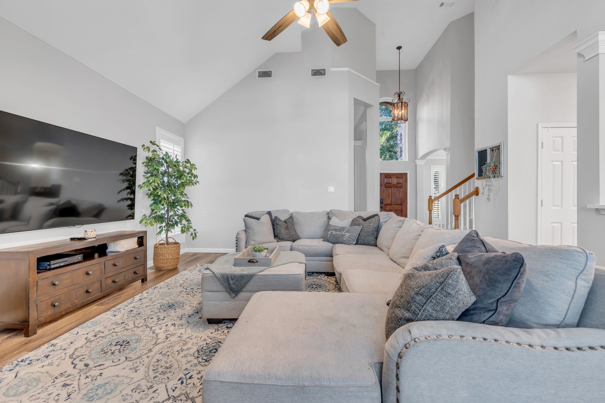 1456 Hollow Ridge Drive