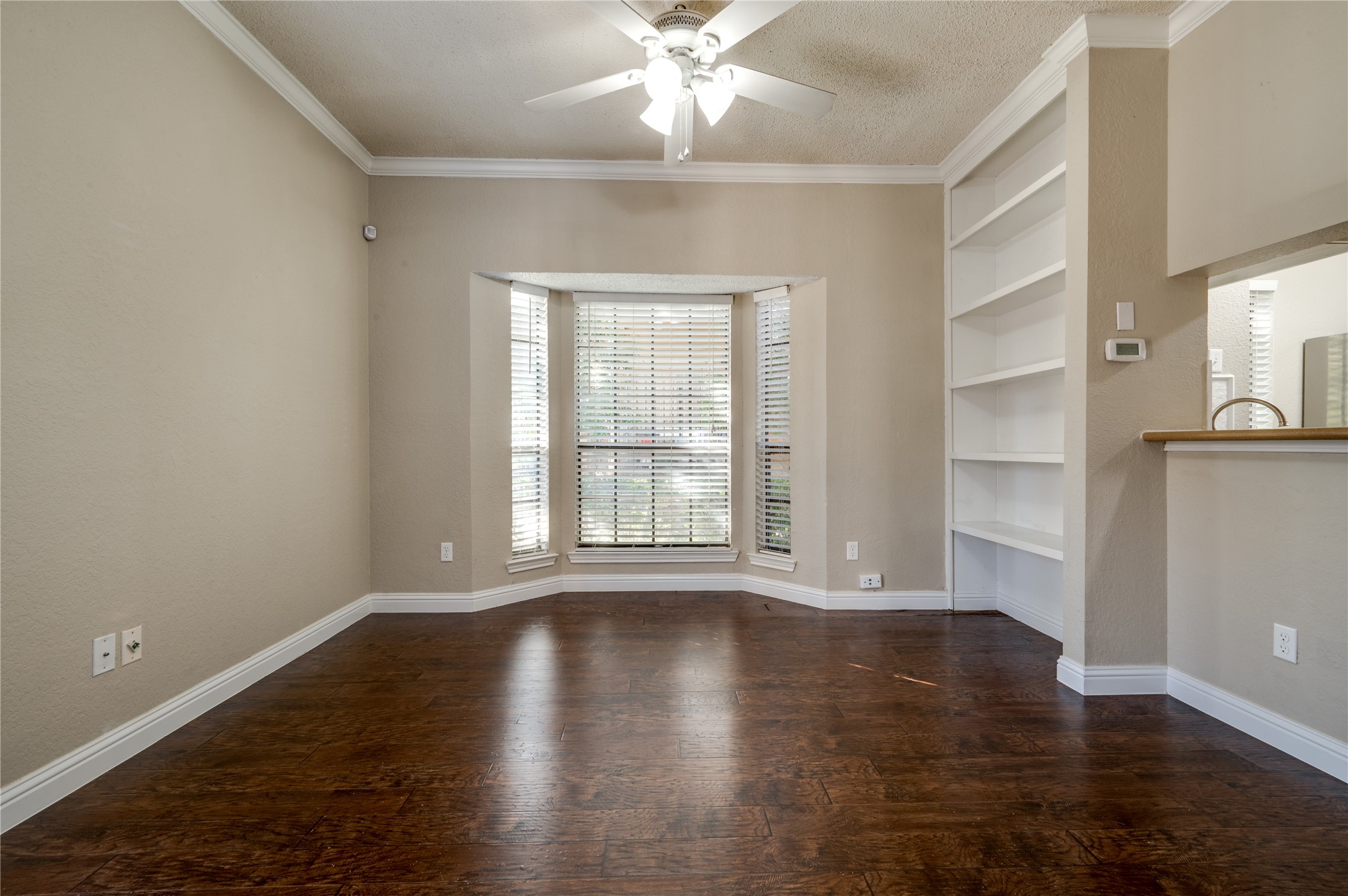 14333 Preston Road 2205