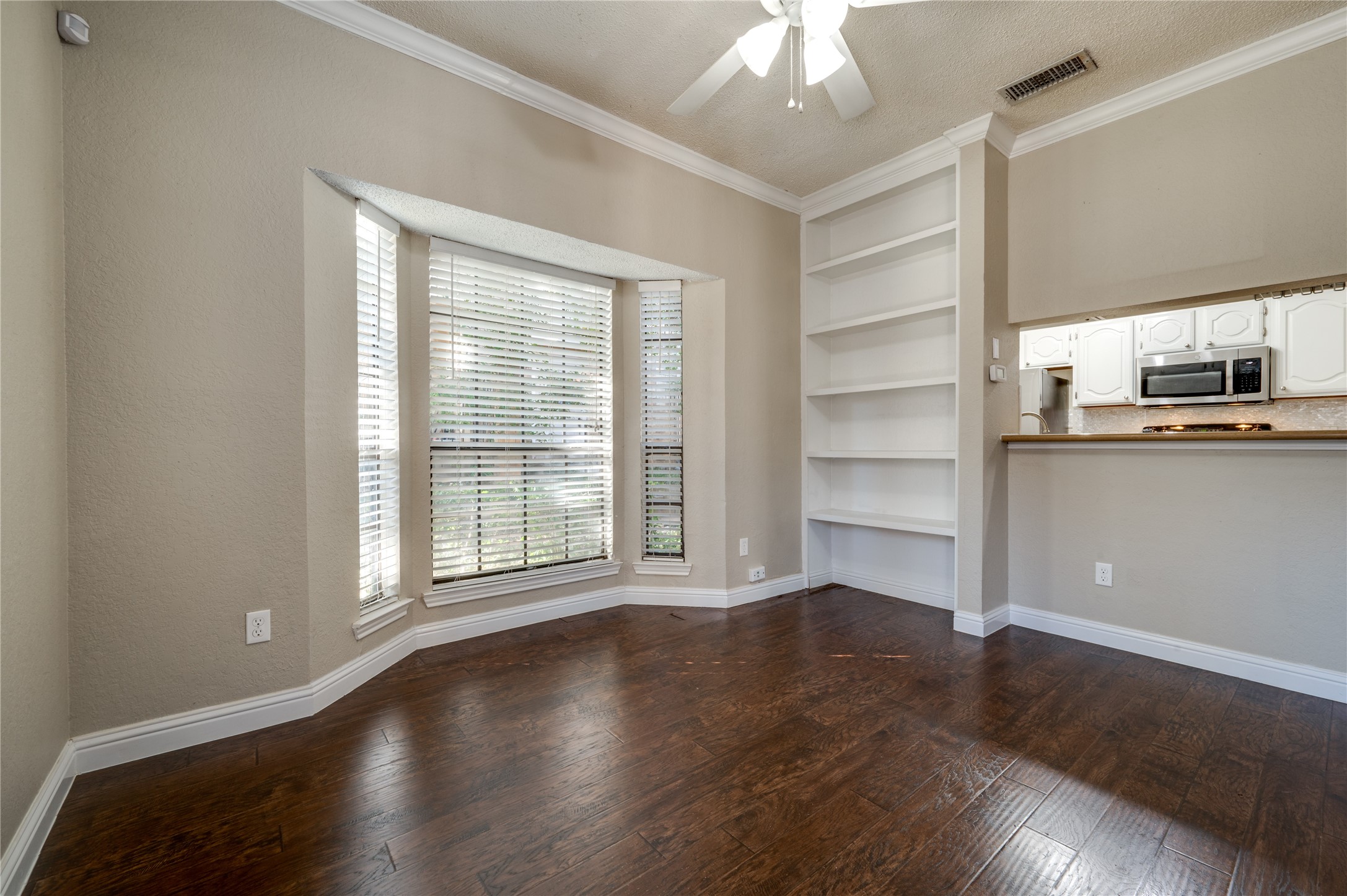 14333 Preston Road 2205