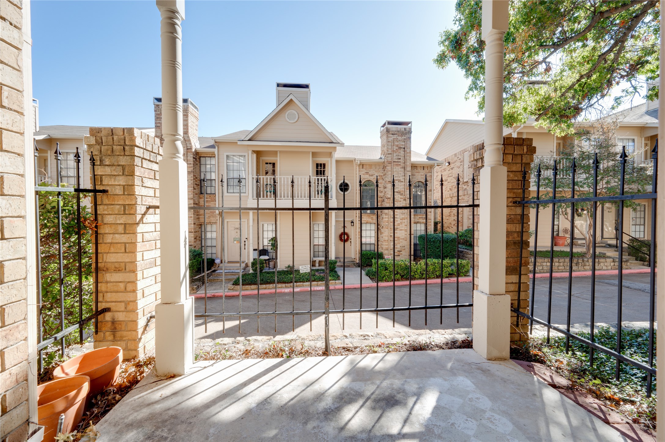 14333 Preston Road 2205