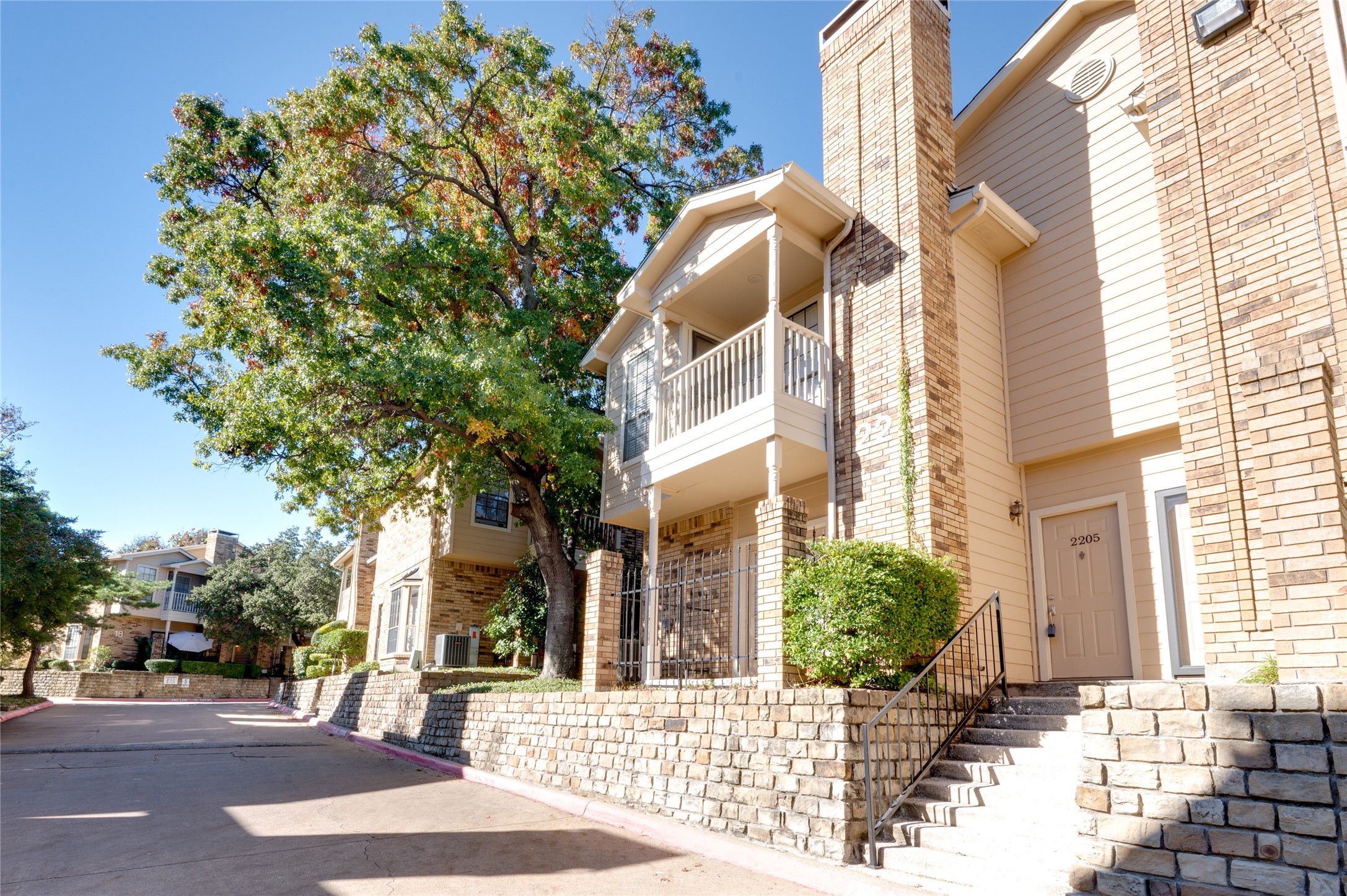 14333 Preston Road 2205