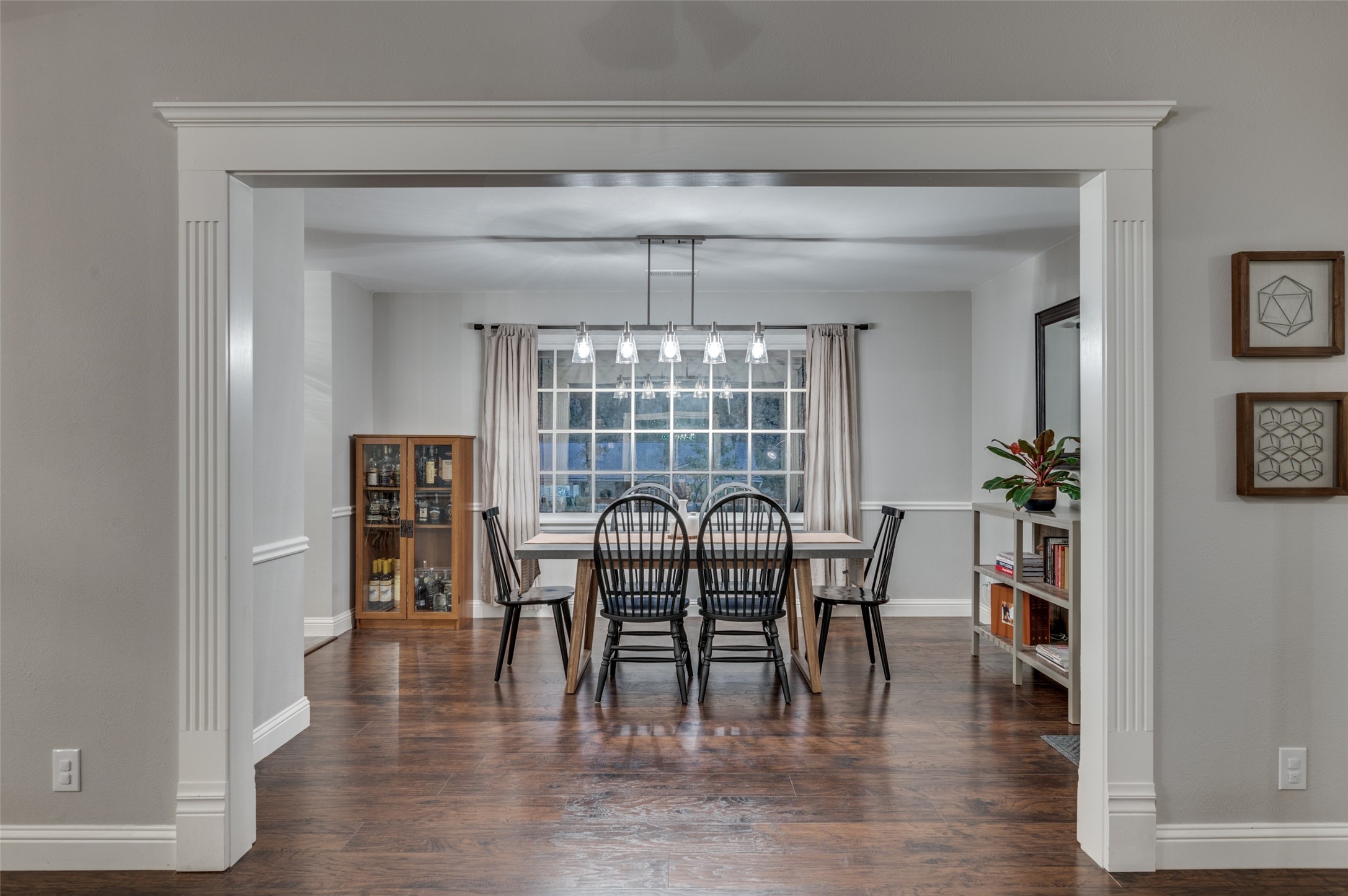 1109 Forest Oaks Lane