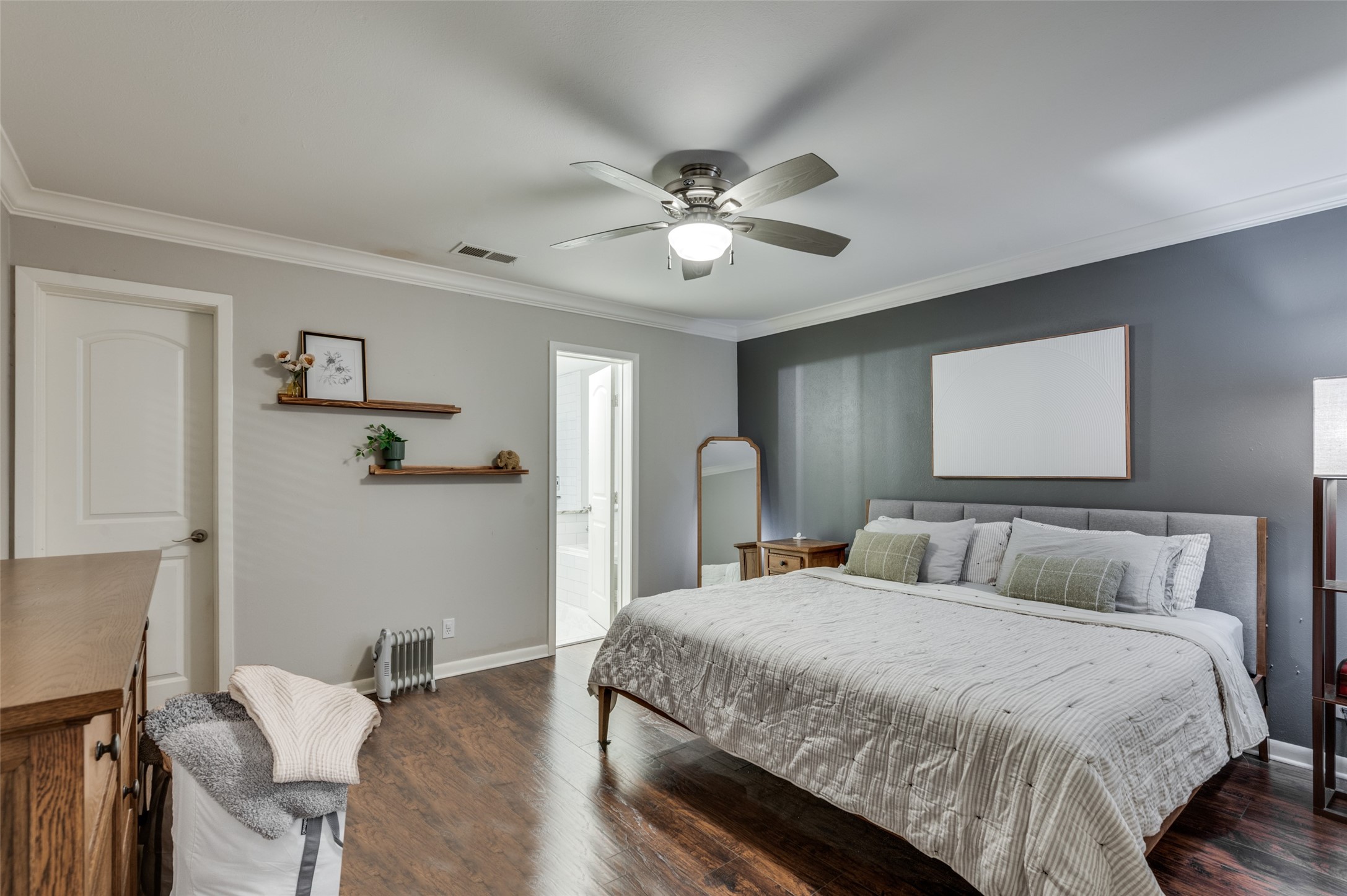 1109 Forest Oaks Lane