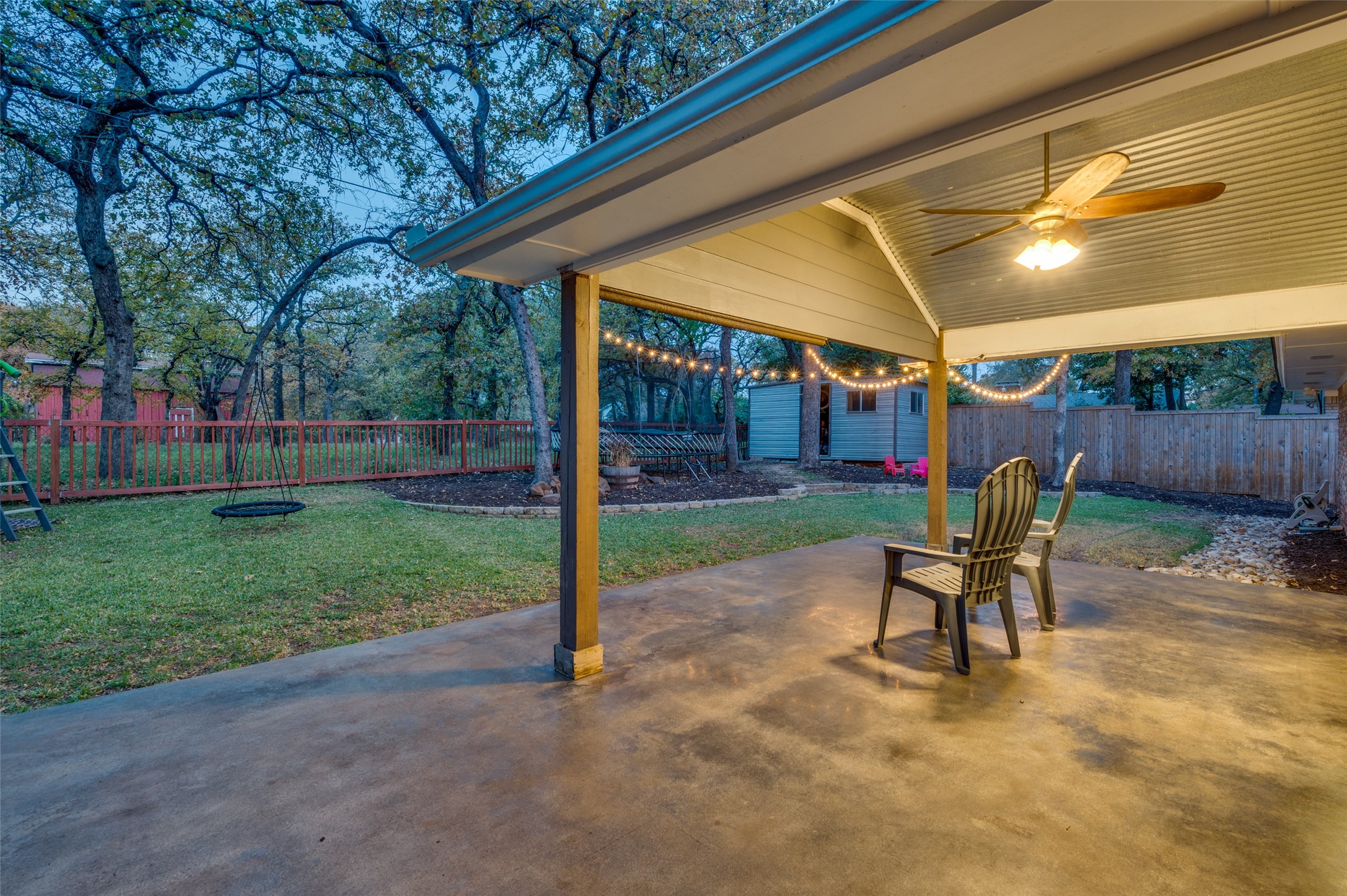 1109 Forest Oaks Lane