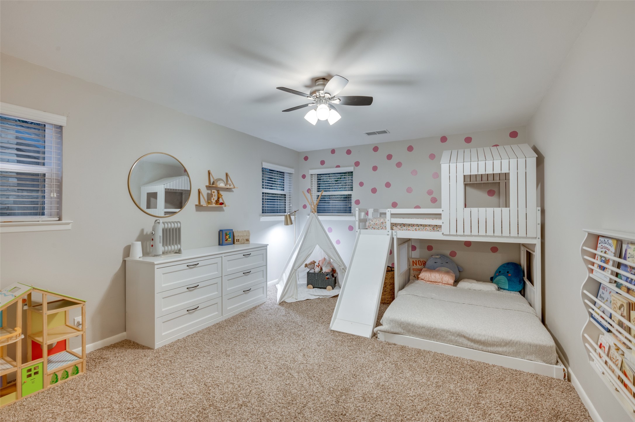 1109 Forest Oaks Lane