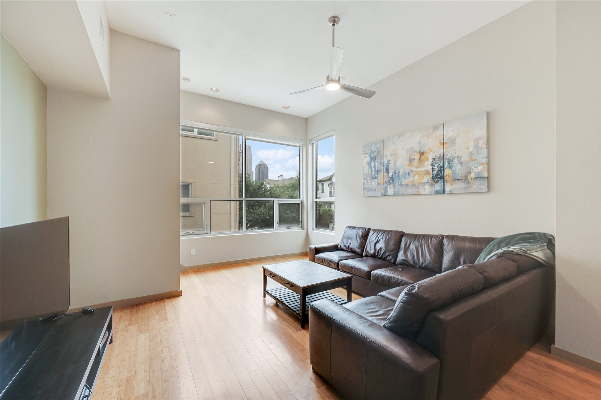 745 Cannen John Lane