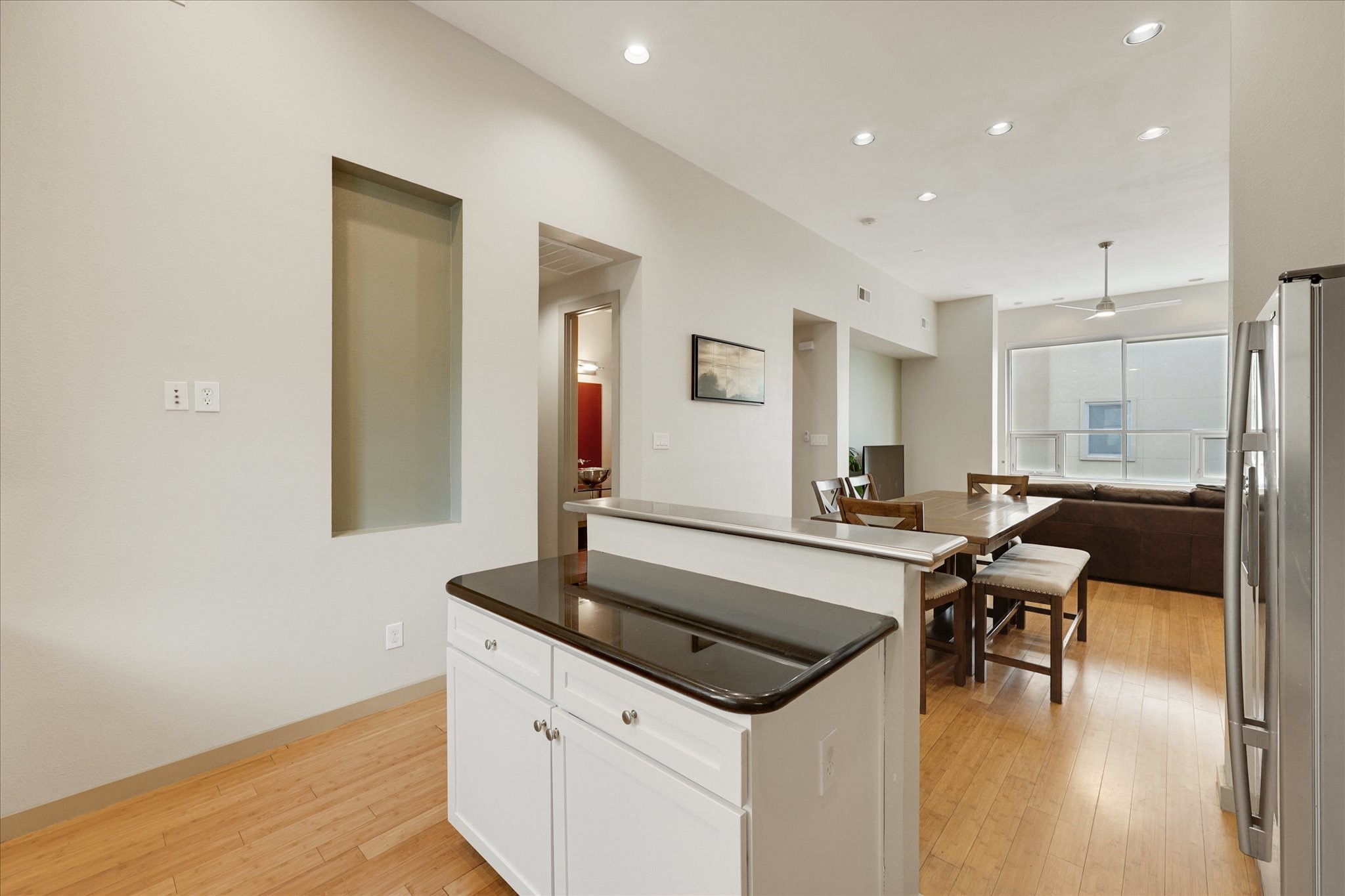 745 Cannen John Lane