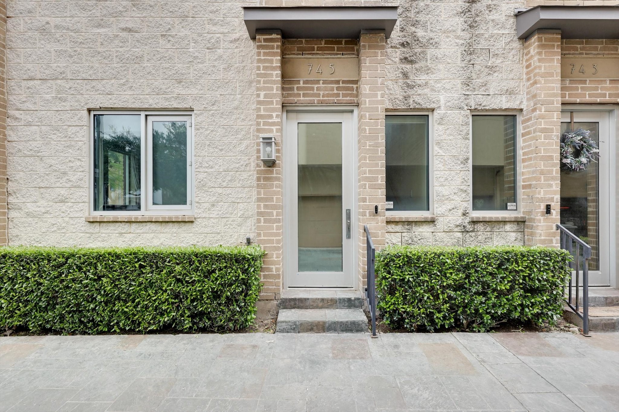 745 Cannen John Lane