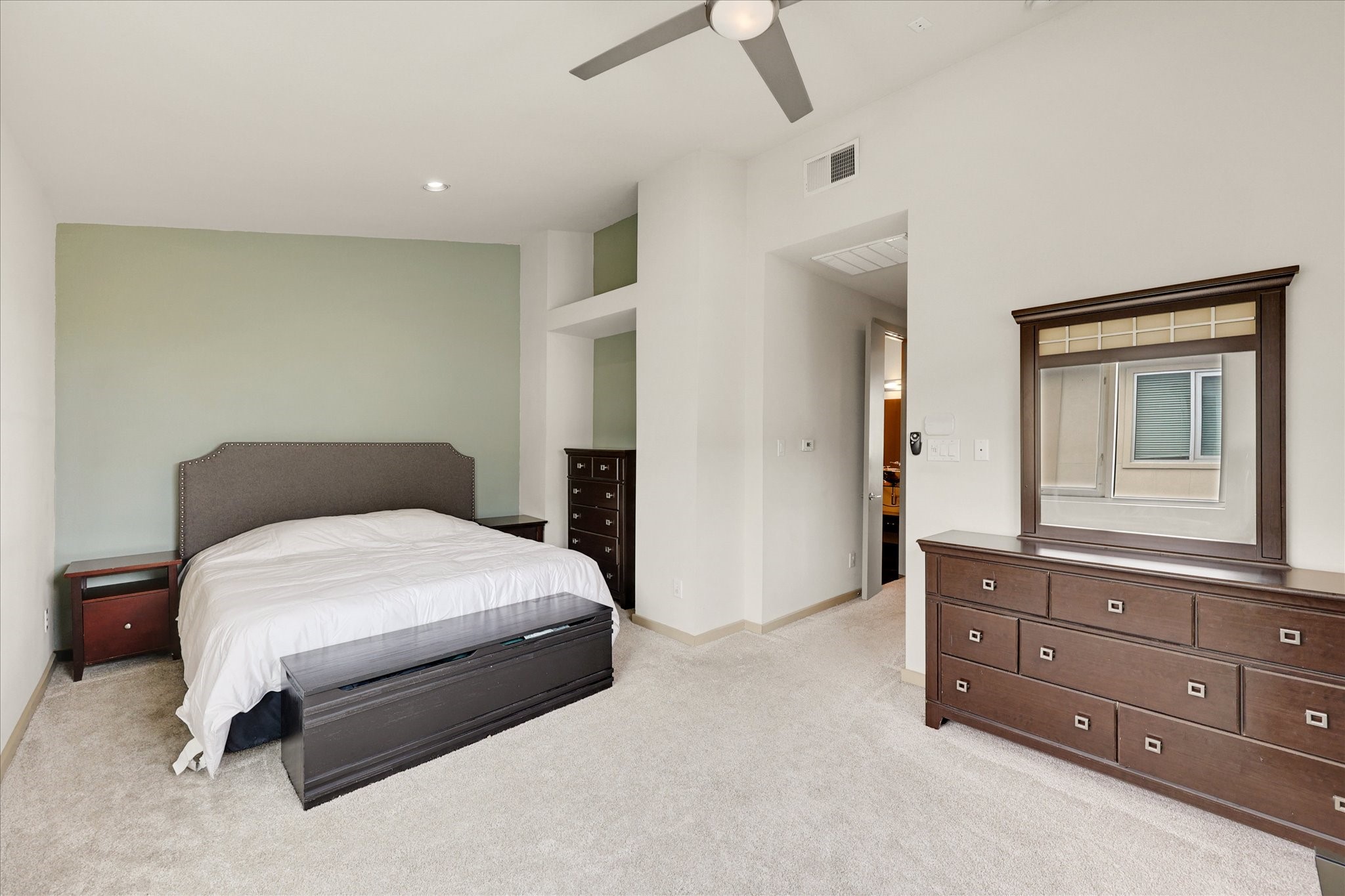 745 Cannen John Lane