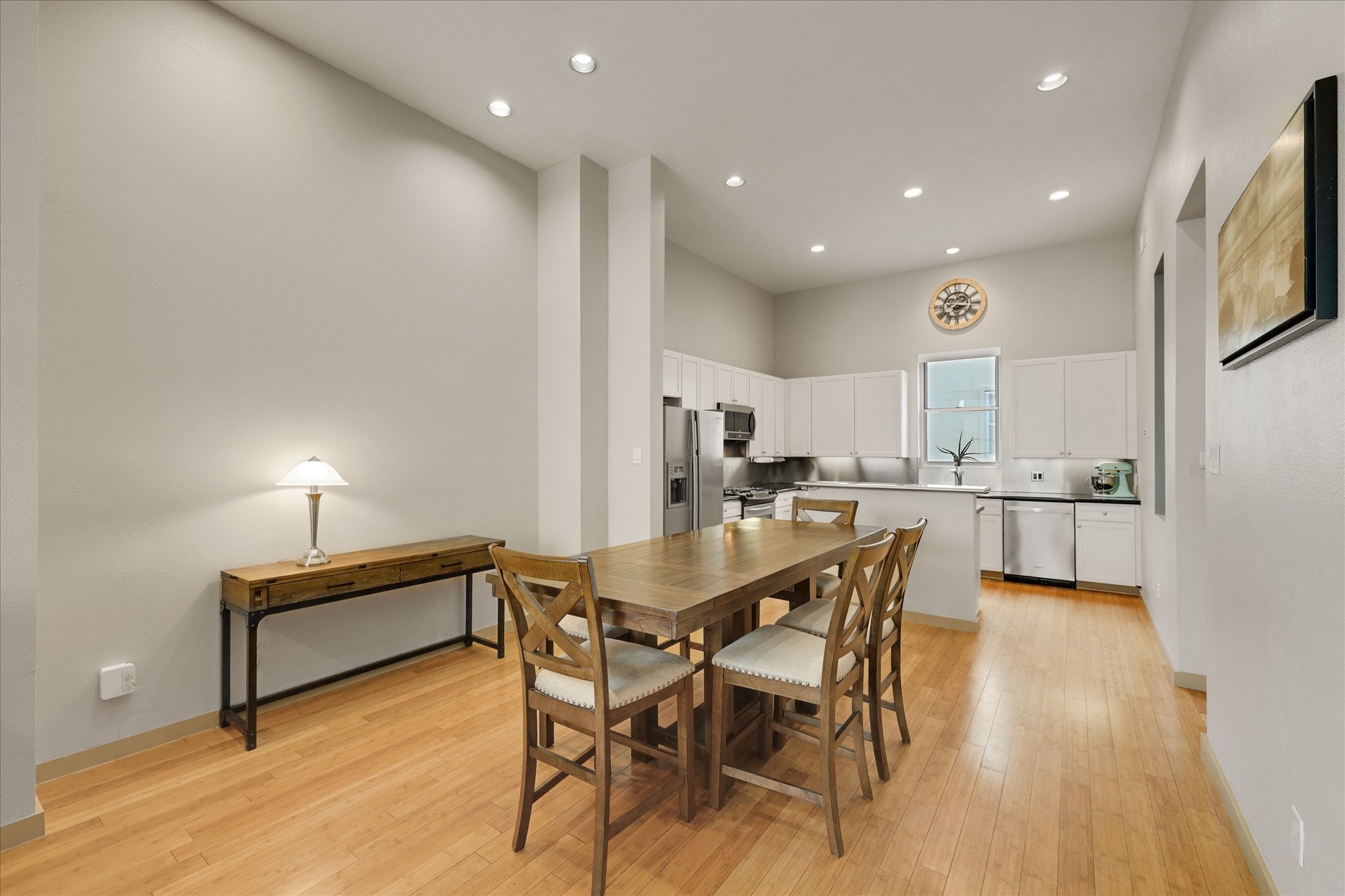 745 Cannen John Lane