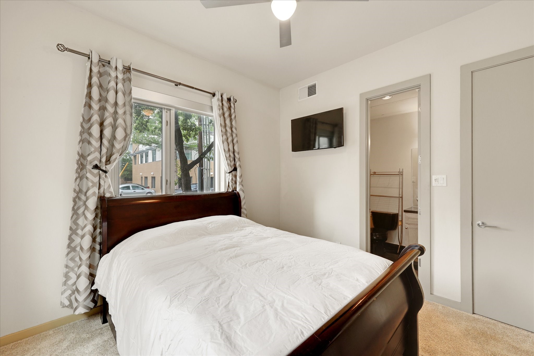 745 Cannen John Lane