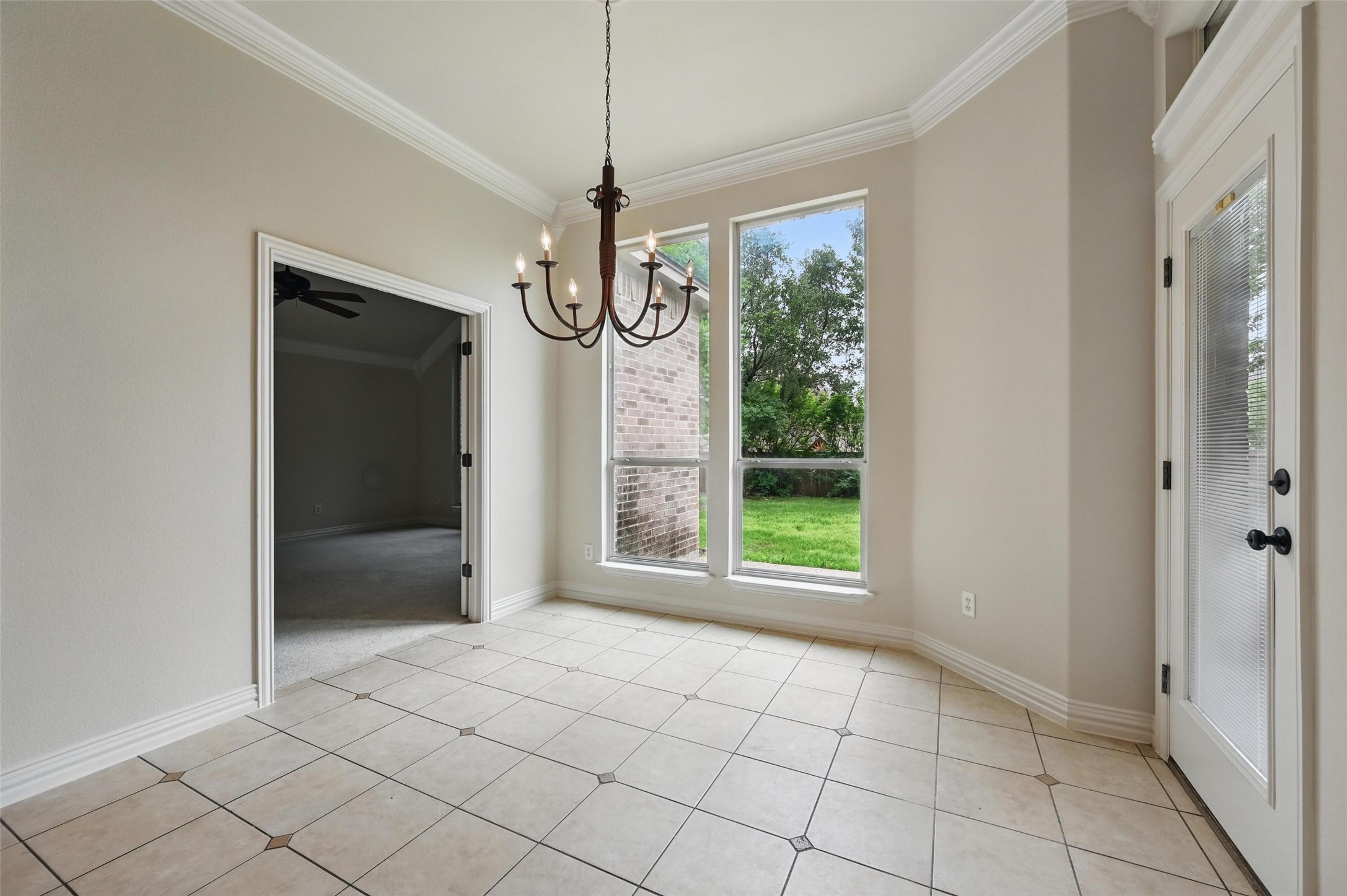 1001 Niagara Falls Drive