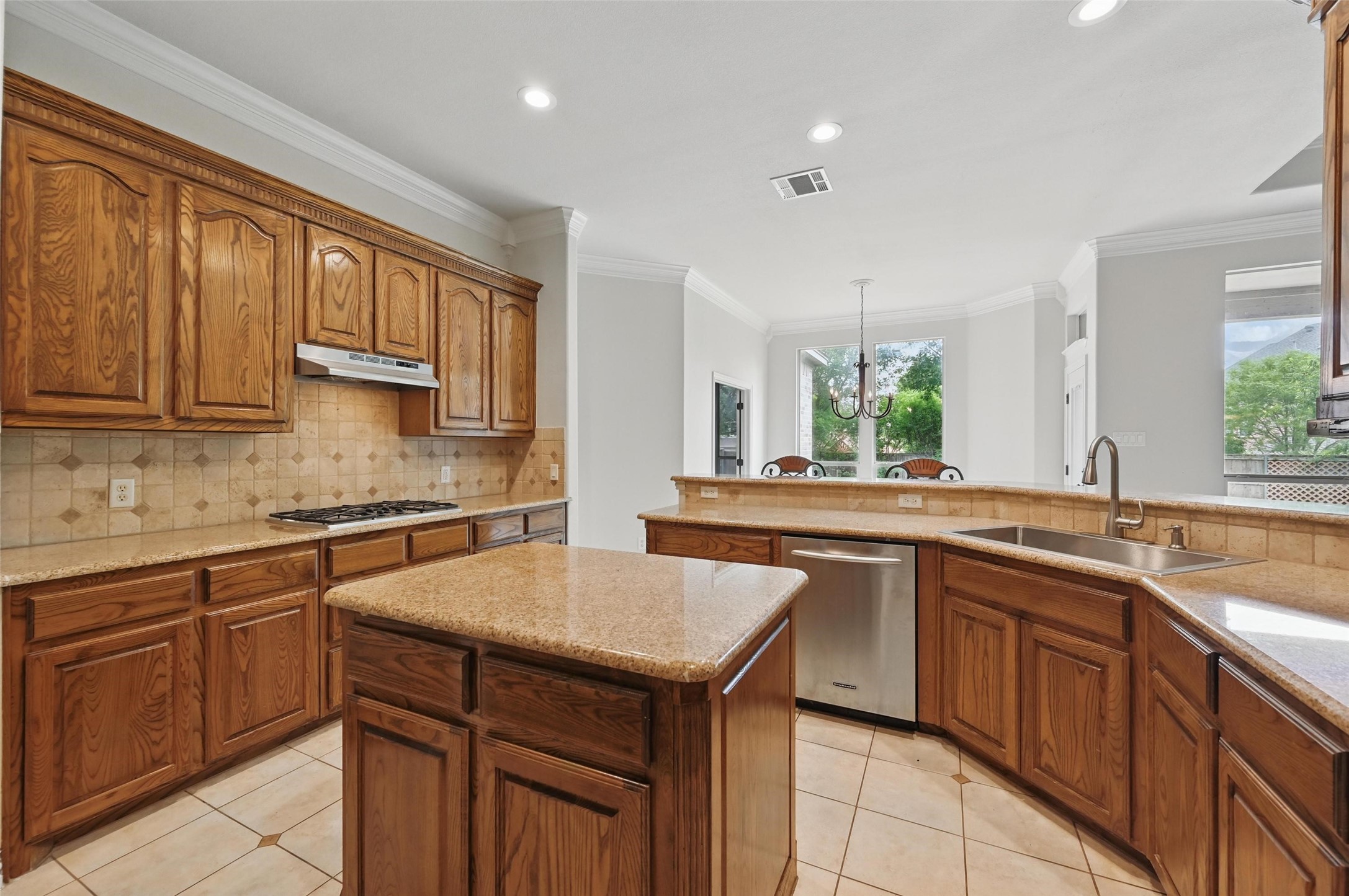 1001 Niagara Falls Drive