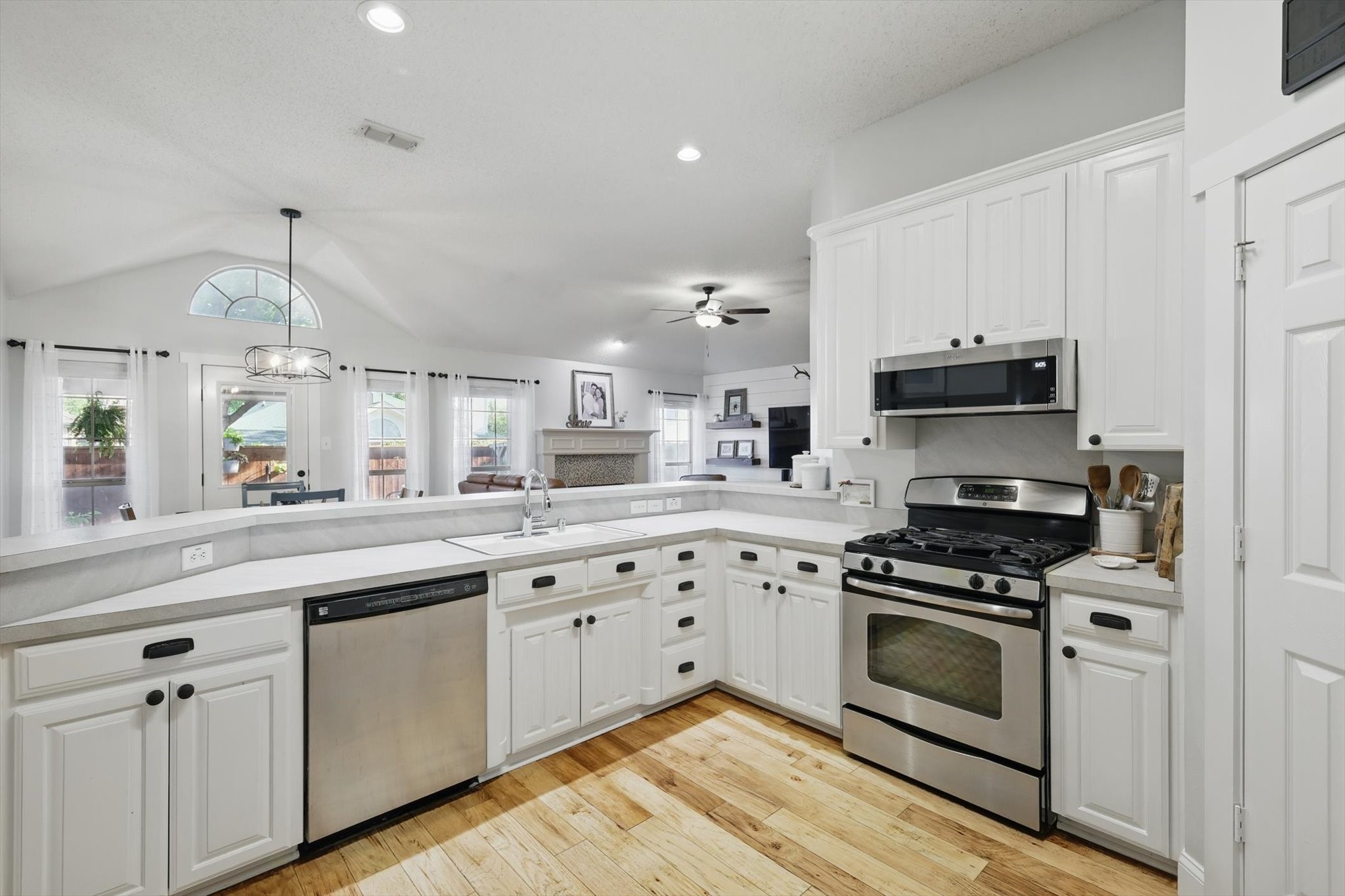 9004 Blue Ridge Trail
