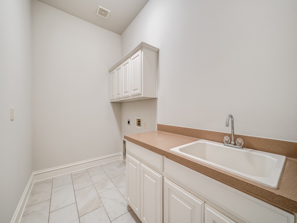 2111 Arches Park Drive