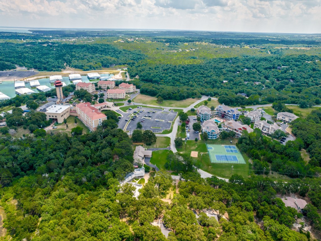 2164 Tanglewood Boulevard 207