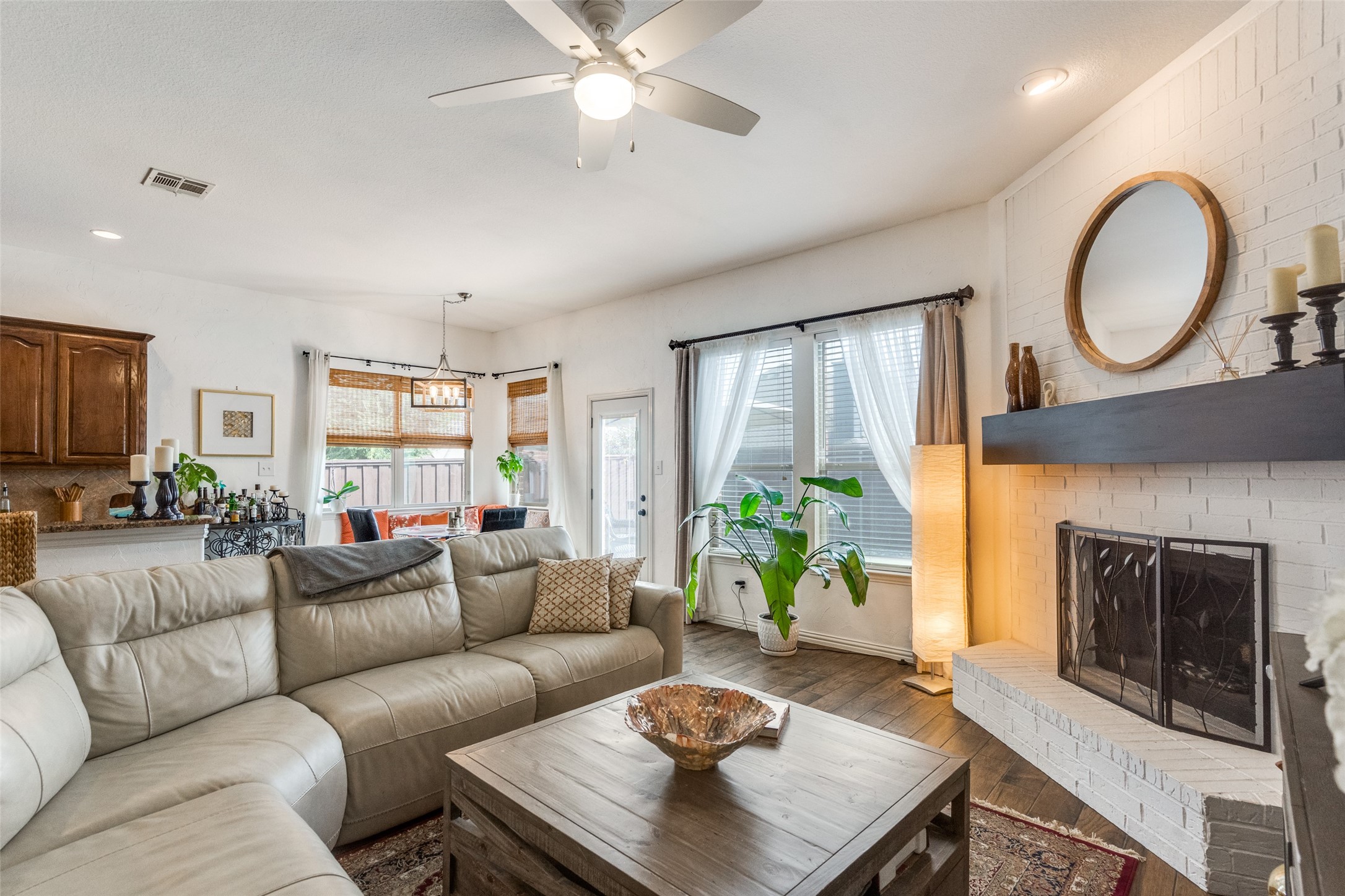 1604 Creek Crest Drive